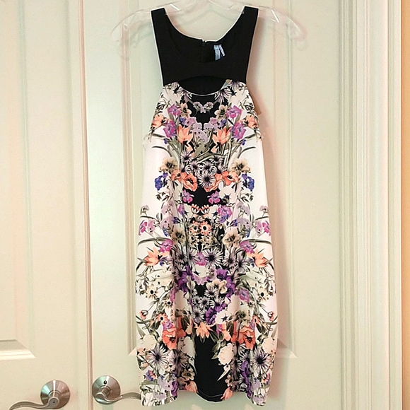 NWT Francesca cut out printed dress - Picture 4 of 6
